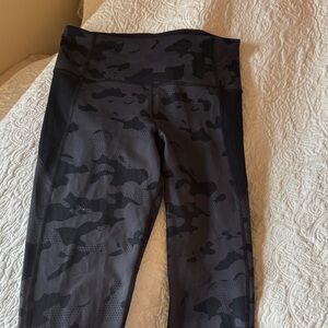 Under Armour Black Camouflage Leggings